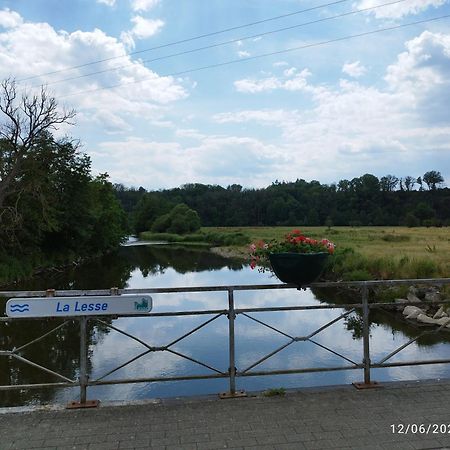 Gite Rural 3 Epis "Aux Pieds Des Ar'Den" - Chambre 1 Isolee Et Chambre 2 Dans Hall De Nuit - 34 Rue Du Chateau A 5564 Wanlin - 4 Adultes Et 2 Enfants Houyet Exterior foto